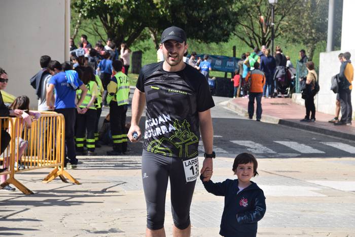 Hassan Ait Chaou eta Maitane 128 1489934303565