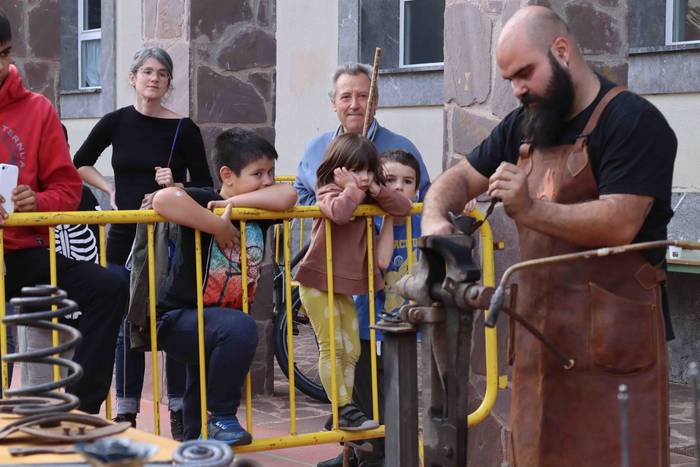 Sari guztiak banatu dituzte, 37 1667751730674