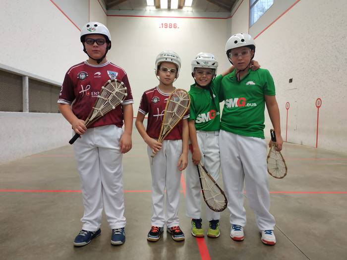 Kimuak,  bikain Hazparnen eta  Angelun!