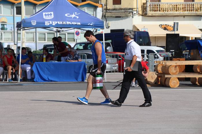 Txapel berdinduena, gipuzkoarren buruan 27 1473085340585