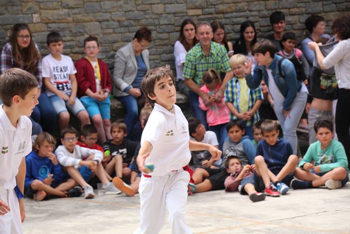 Tradizioa mantentzeko soka 129 1498747421909