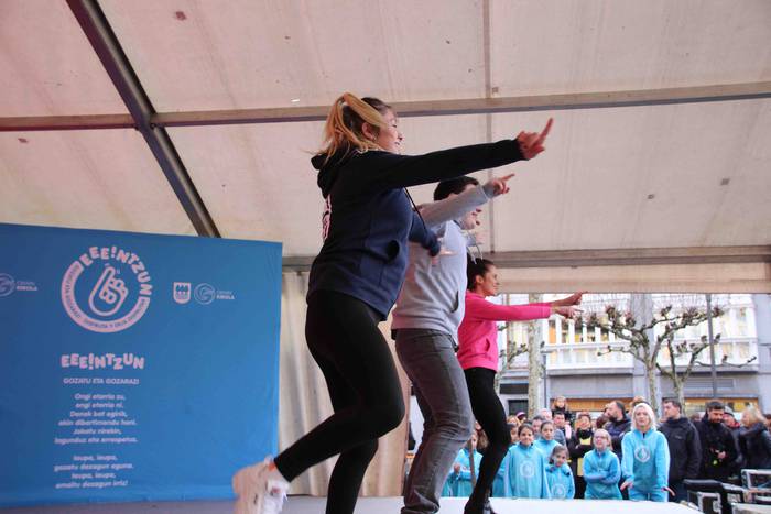 Errespetua da garrantzitsuen 15 1547903328436