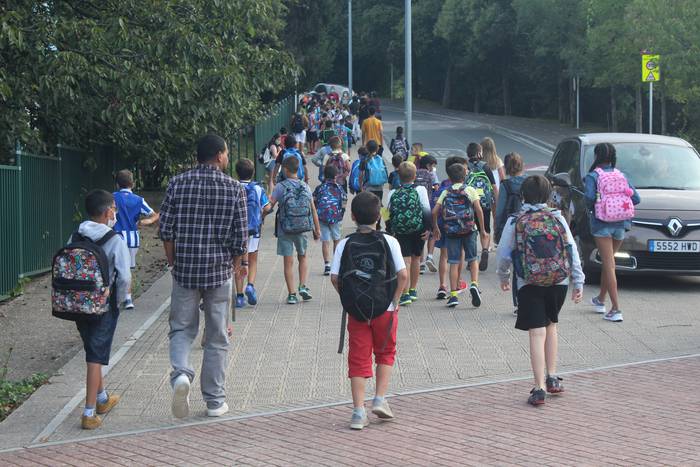 Motxilak bizkarrean berriro  9 1631091909519