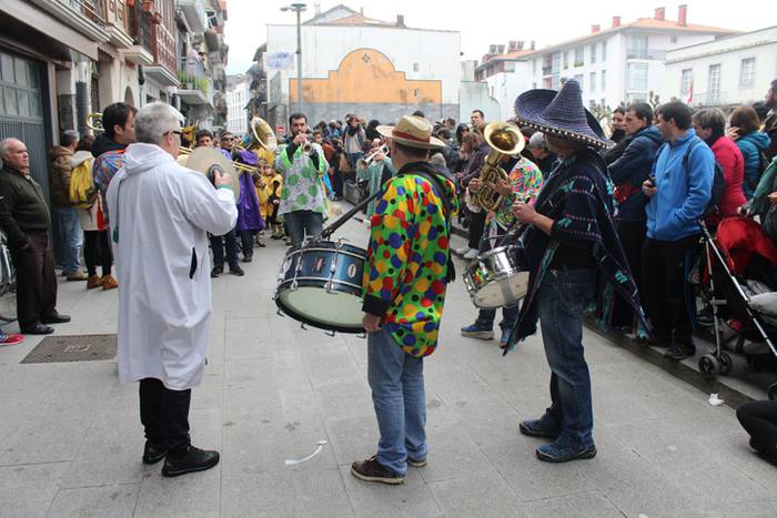 Villabona eskolak inauteriak 29 1487939424066