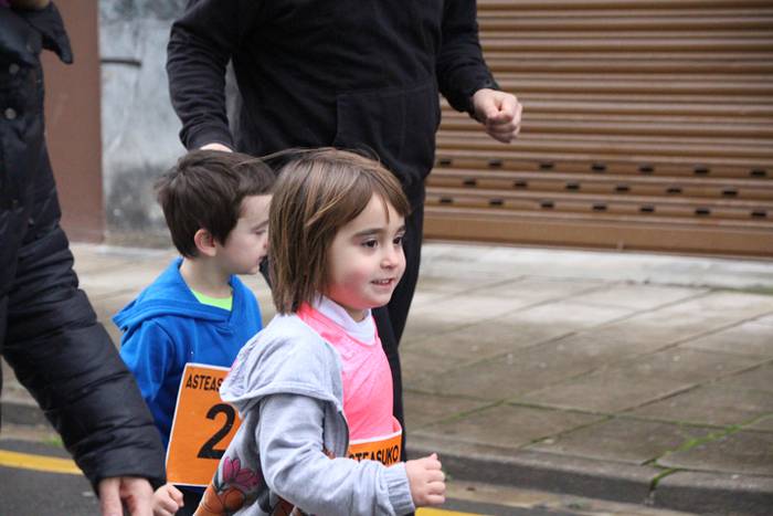 Hirugarrenez, elkartasuna El 8 1515333887808