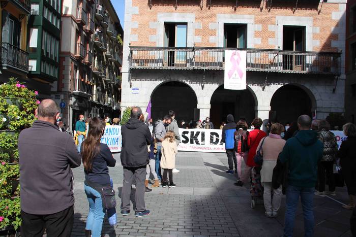 Asuncion agerraldia, manifes 48 1602940790070