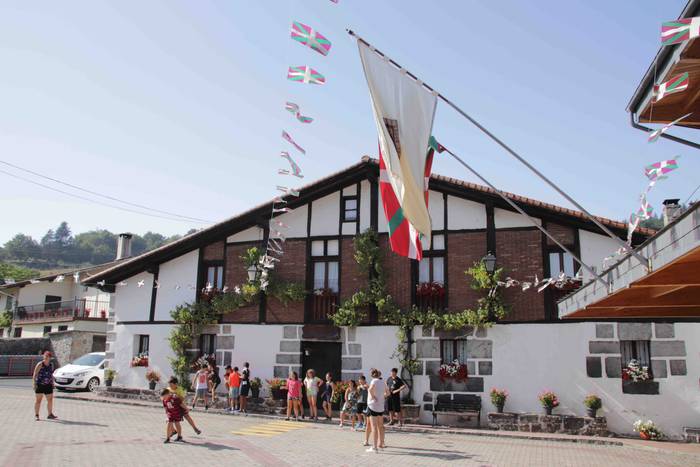 Goiazko festak. Ume jolasak. 26 1660322694057