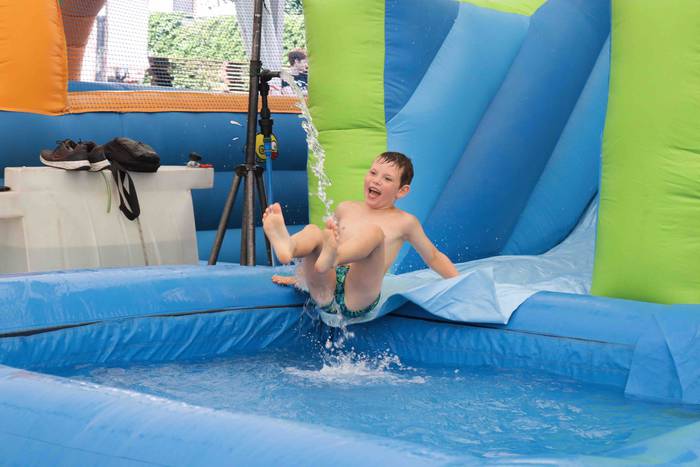 Saltoka eta jolasean pasatu  19 1660043073940