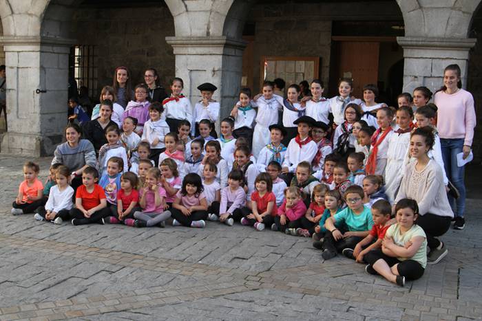 Alegia ere dantzariz josita 23 1494702992569