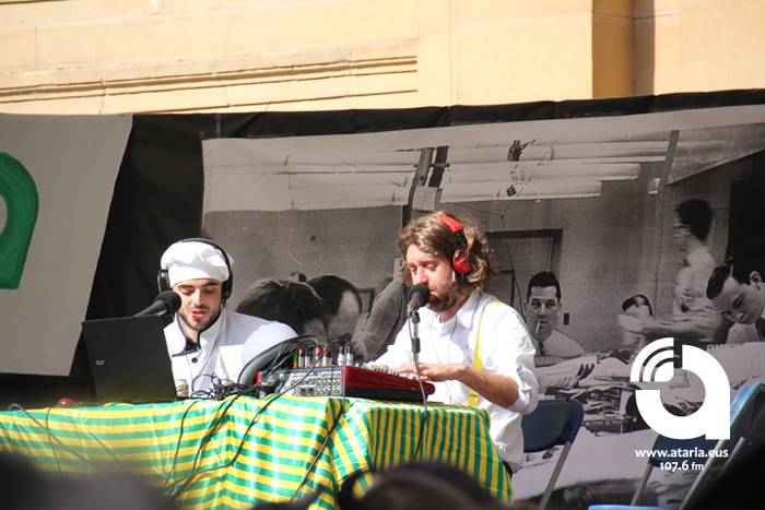 ataria lanean 10 1488359731750