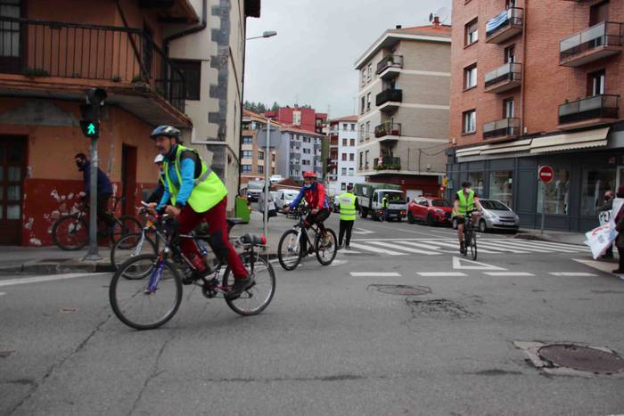 Pentsio duinak eskatuz eskua 8 1621879369545