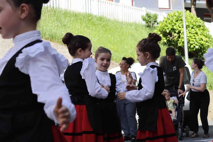 Dantzari eguna ari dira ospa 10 1652614042546