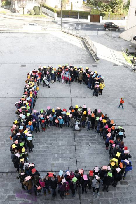 Zizurkilen euskarak 365 egun