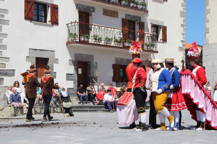 Maskaradak herriz herri 79 1494160700681