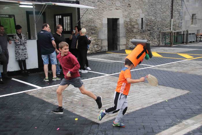 Suziria lehertuta, lau festa 27 1564684263579