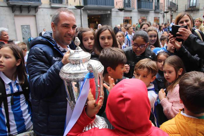 "Nerea, Nerea, Nerea!!!" 52 1558025902382