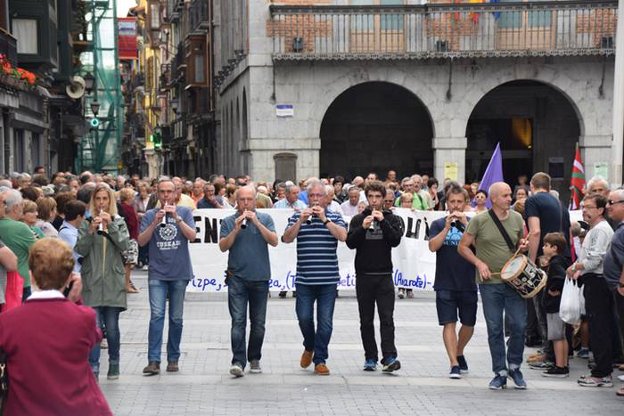 Pentsiodunen manifestazioa 17 1528548324334