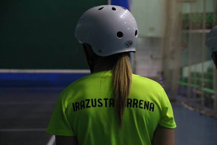 Emakume, raketista eta profe 23 1511035118618