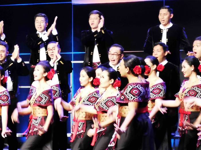 Batavia Madrigal Singers, ik 57 1572636849286