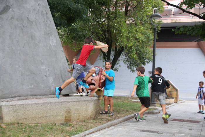 Izaskun auzoko jaiak 2016 35 1472837508363