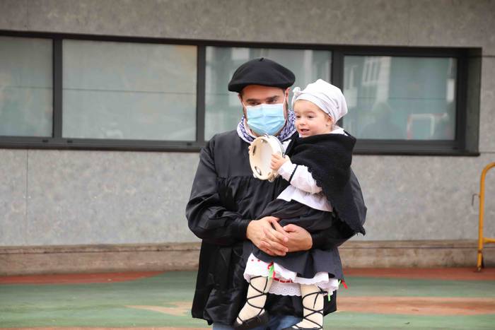 Ibarran Olentzero, Mari Domi 11 1640354240660