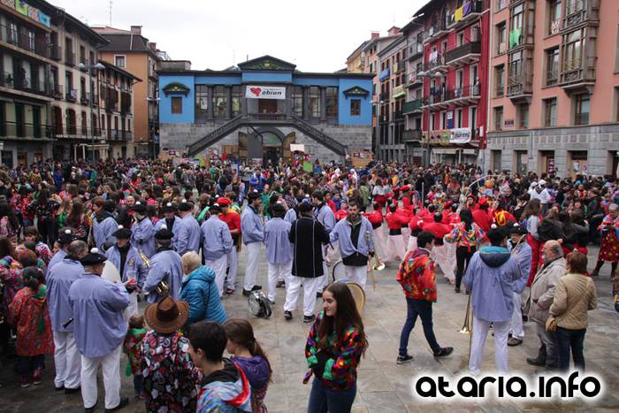 ostegun gizena 2016 kaleko giroa 76 1454602761540