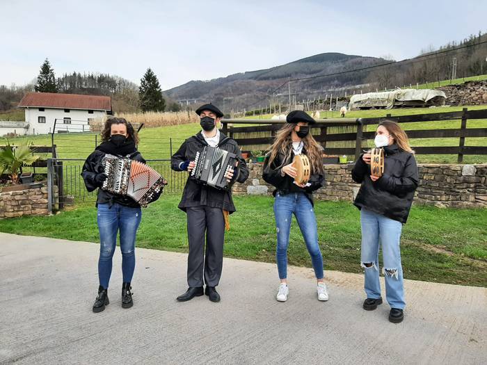 Ibarran Olentzero, Mari Domi 47 1640354253037