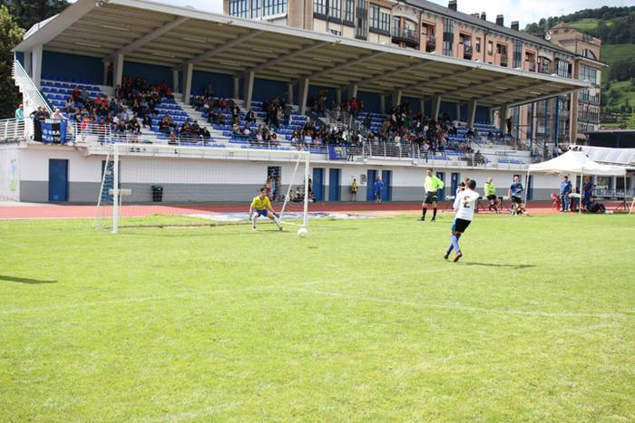 V. Urtzi Gurrutxagaren Oroim 11 1529170816993