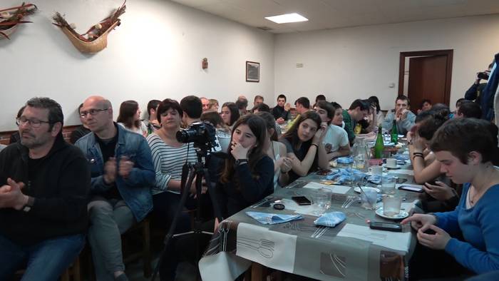 Elordi Elkartean entzuleak adi