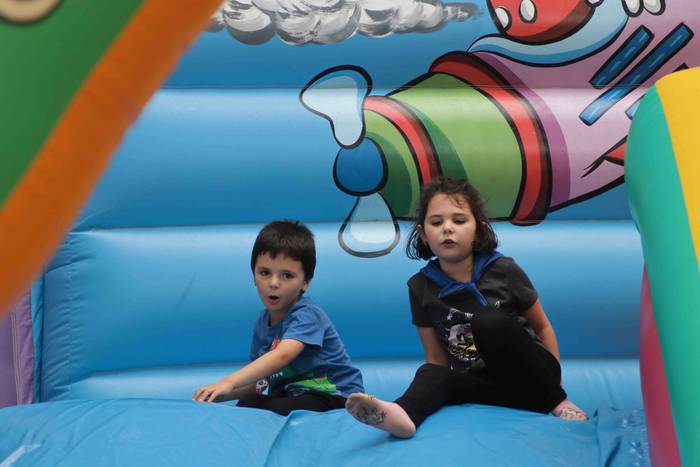 Saltoka eta jolasean pasatu  41 1660043084658