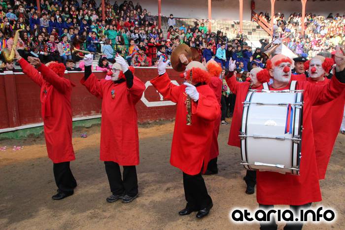 ostegun gizena 2016 zezen plaza 63 1454608279685