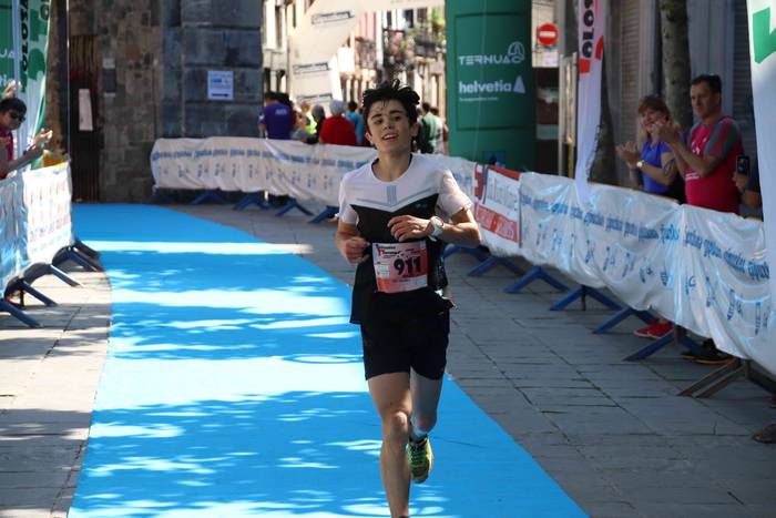 Helmuga, gazteen lasterketa  8 1560693938448