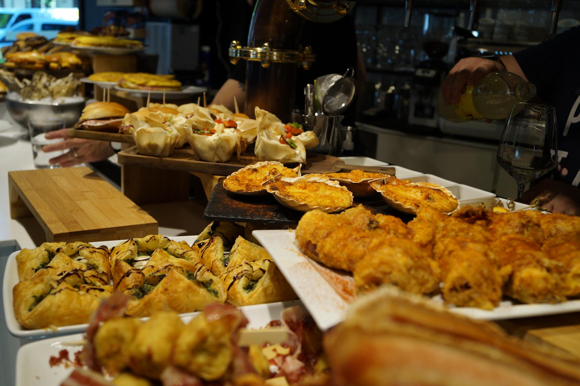 [BABESTUTAKO EDUKIA] Pintxo ibilbidea: Pintxo aukera zabala