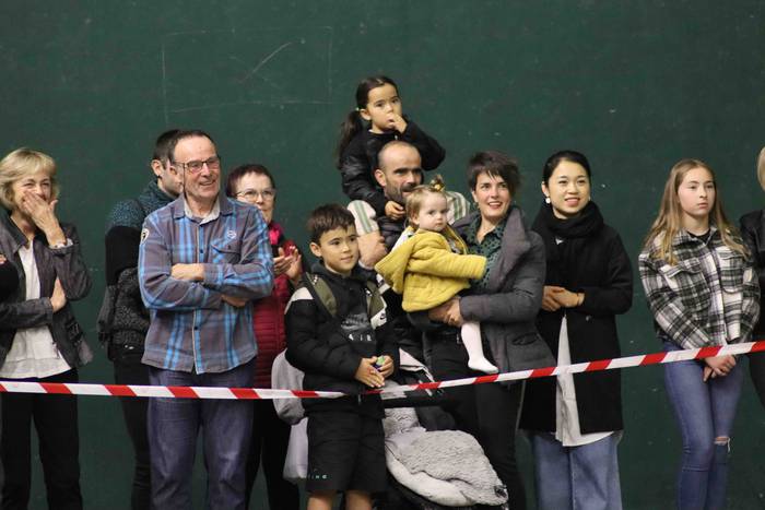 Helduek eraman dute garaipen 22 1668365802837