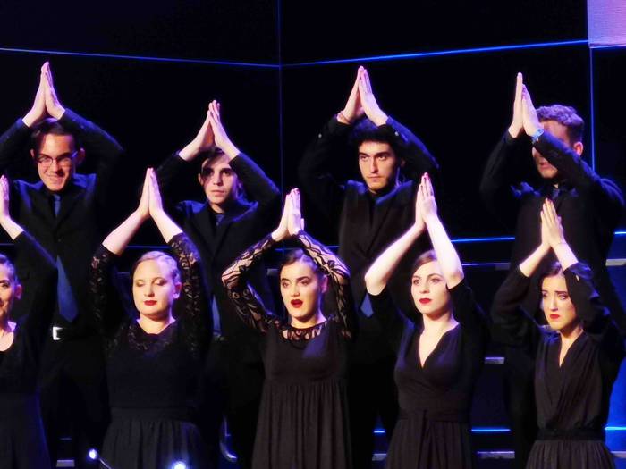 Batavia Madrigal Singers, ik 16 1572636821011