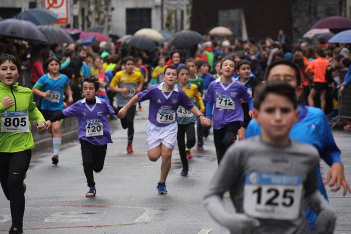 700 haur inguru XXXI. Ero Et 68 1516542252703