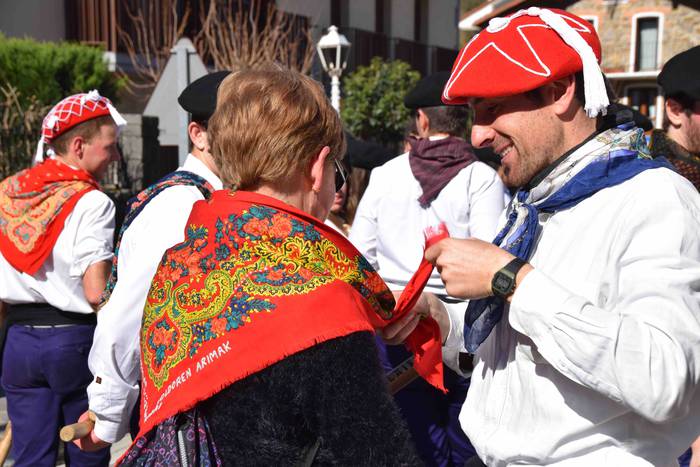 Atzokoari jarraipena eman di 37 1582463681388