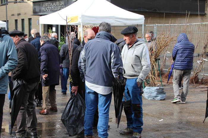 Zuhaitz azoka 2022 22 1645283030980