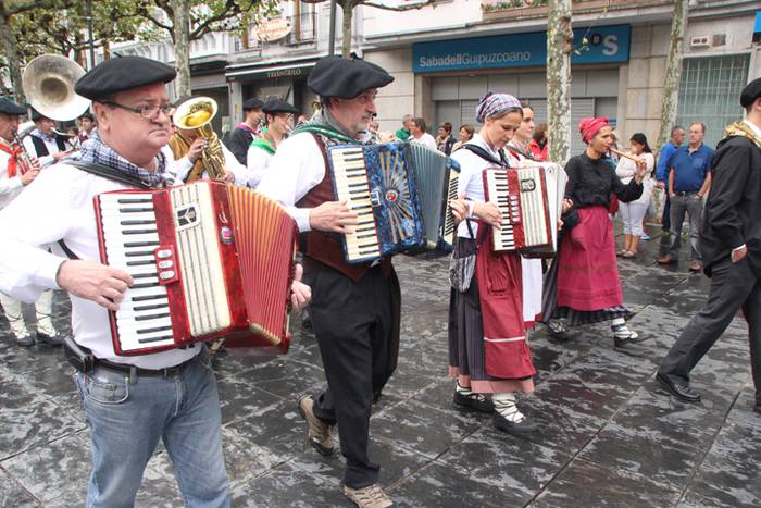 Udaberri Dantza Dezagun Tolo 39 1504963193892