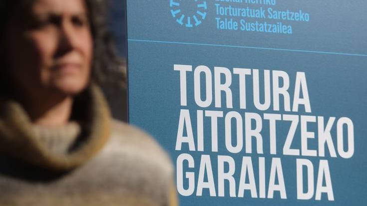 «Norbaitek galdetu dizue torturetan jasandako biolentzia matxistaz?»