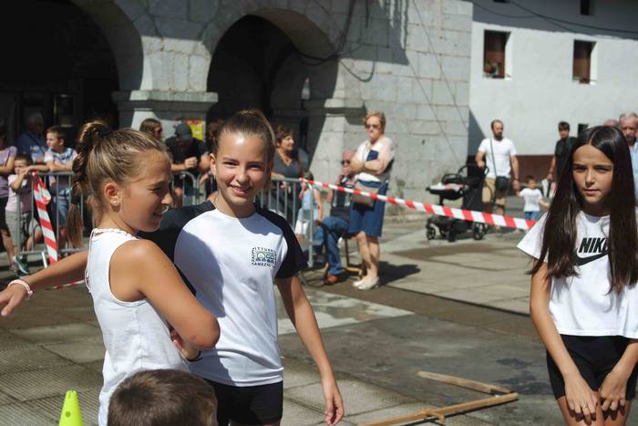 Amezketako haur eta gaztetxo 2 1661792846962