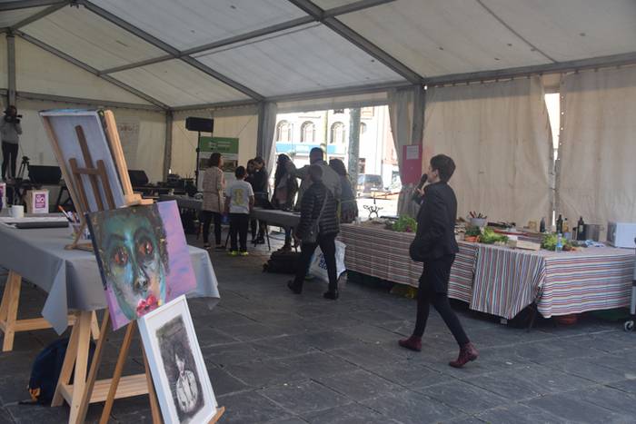 Woman Sarearen aurkezpen jai 14 1489230328460