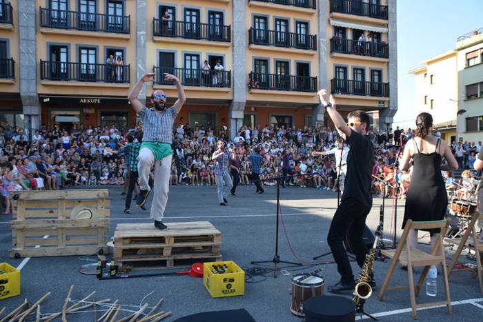 Amaitu da festa Anoetan 4 1497808821014