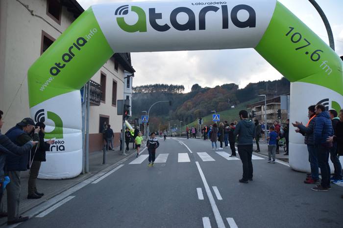 IKAZTEGIETAKO XVII. HERRI KR 26 1511032337196