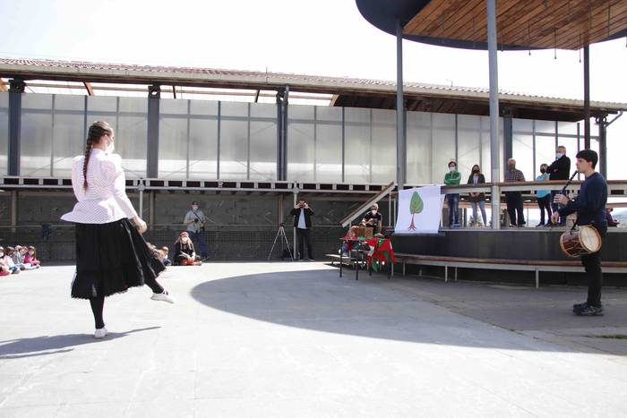 Kutxa Birak Adunan emandakoa 14 1619288065716