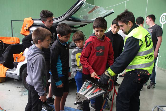 Erreskate lanetan aritu dira 47 1501937752977