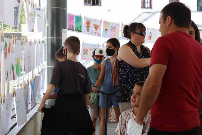 Zizurkilgo argazki eta marra 13 1631360616762