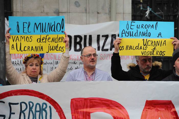 Ozen entzun dira Ukrainaren  5 1646500152167