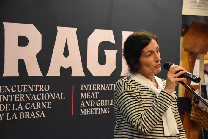 Hasi du HARAGIk bere festa T 5 1557428883505