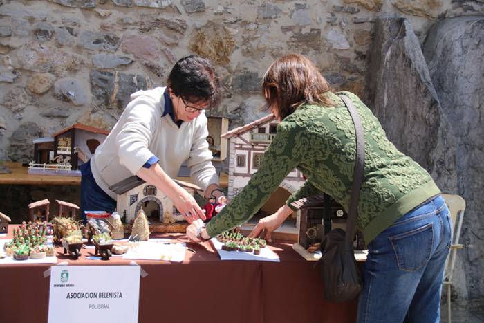 Artisau eta janari azoka iruran 15 1465128725299